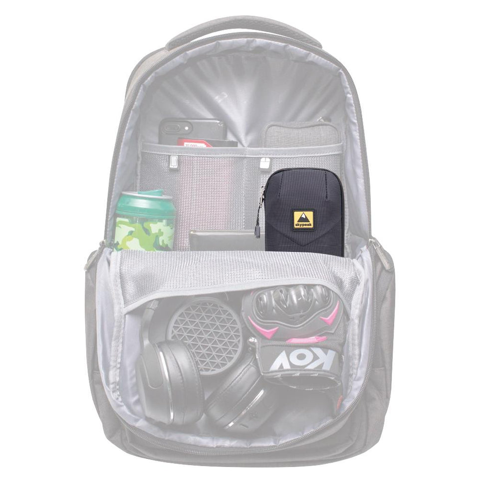 Accesorio Skypeak para mochila , estuche para cables, mouse, cargador, memorias USB, disco duro.APM-102BK