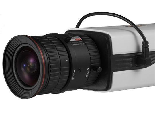 Hikvision Cámara CCTV Bullet para Interiores/Exteriores DS-2CC12D9T-A, Alámbrico, 1920 x 1080 Pixeles
