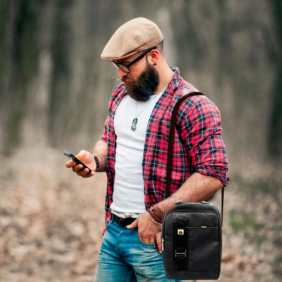 Bolso Maletín Skypeak bolso de hombro cruzado universal para Tablet de 10” de uso diario y de viaje DOTSMV-110BK.