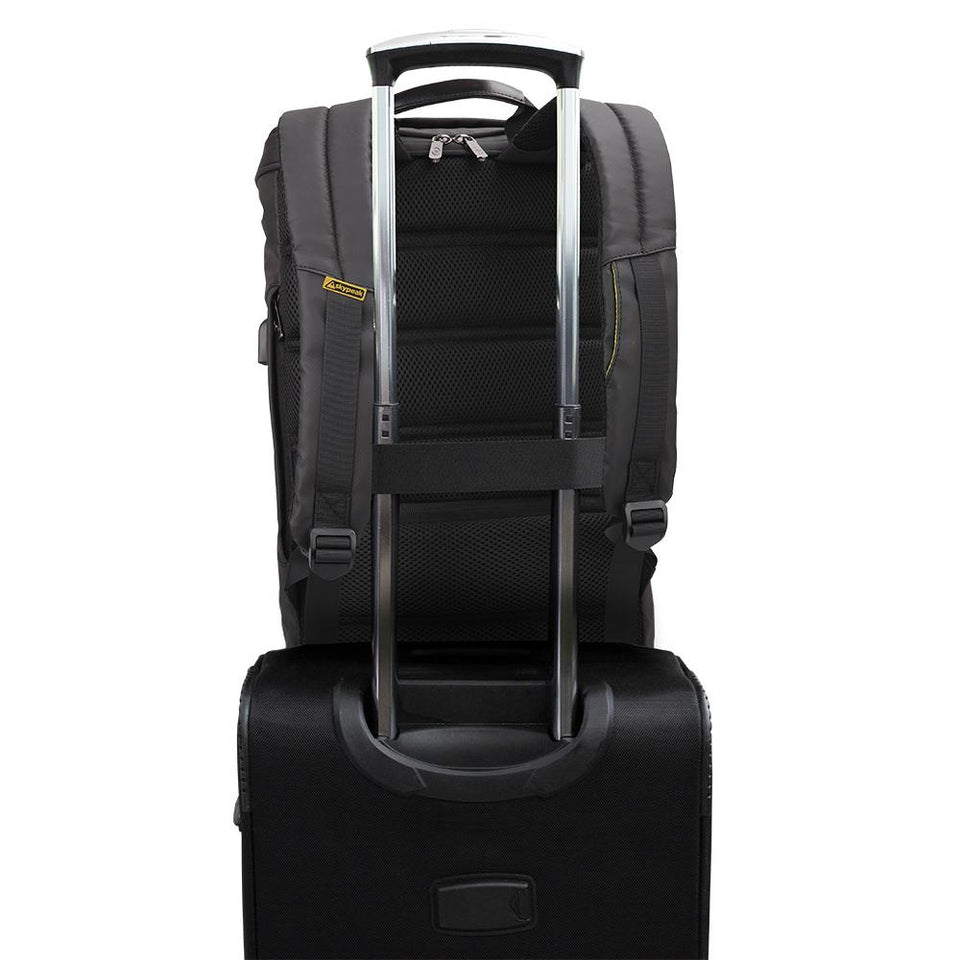 Mochila Backpack Skypeak de 15.6 pulgadas con funda resistente al agua BLADEX-115BK