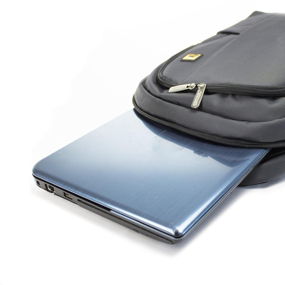 Mochila backpack Skypeak de 15,6" tamaño Grande SOFTB-115BK