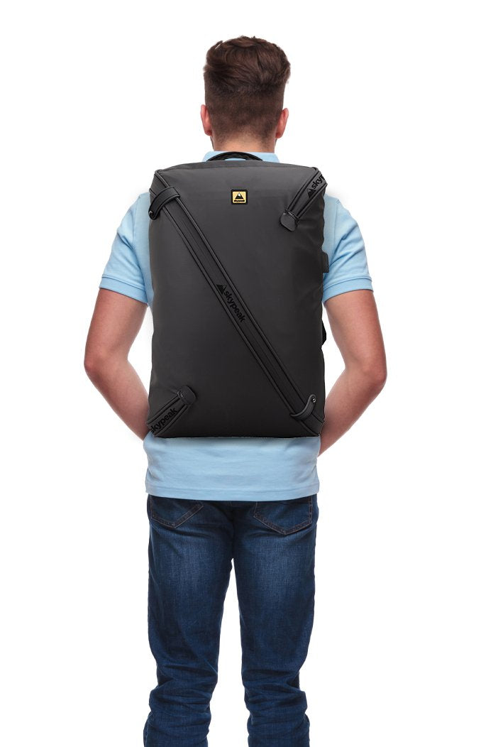 Mochila Backpack Skypeak de 15.6 pulgadas con funda resistente al agua BLADEX-115BK