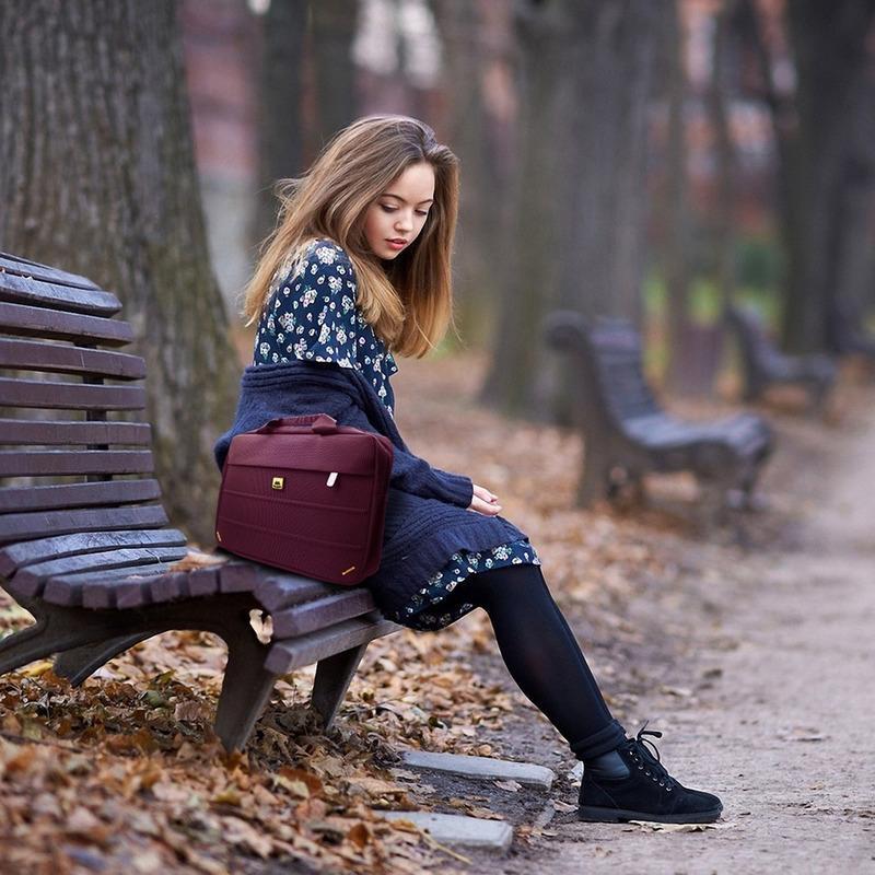 Skypeak Maletin Para Laptop 11pul. Rígido, Int. Burbuja Prot