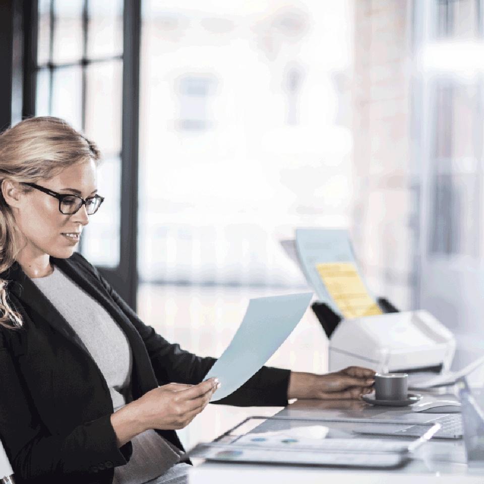 Scanner Brother ADS-2200, 600 x 600 DPI, Escáner Color, USB 2.0, Blanco