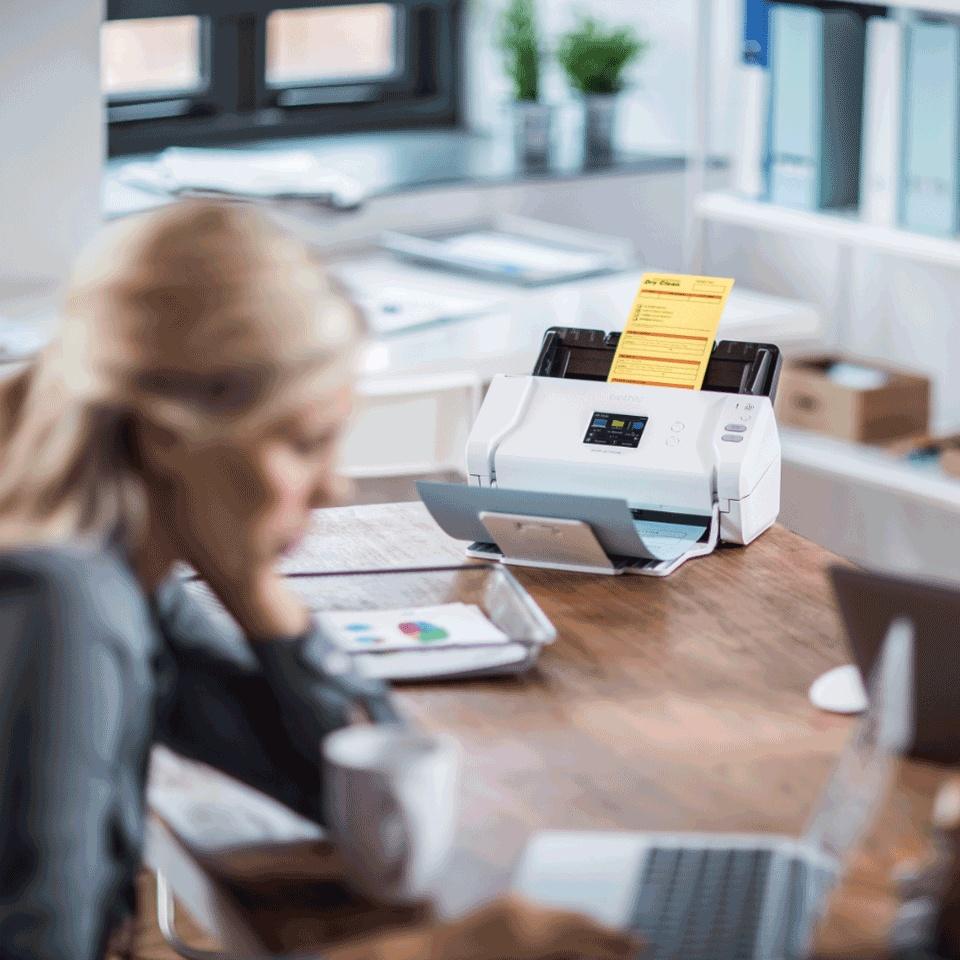 Scanner Brother ADS-2700W, 600 x 600DPI, Color, USB 2.0, WiFi, Negro/Blanco