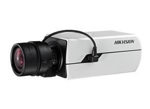 Hikvision Cámara IP Bullet para Interiores DS-2CD4C36FWD, Alámbrico, 2048 x 1536 Pixeles, Día/Noche