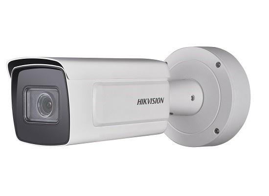 Hikvision Cámara IP Bullet IR para Interiores/Exteriores DS-2CD7A26G0/P-IZS, Alámbrico, 1920 x 1080 Pixeles, Día/Noche