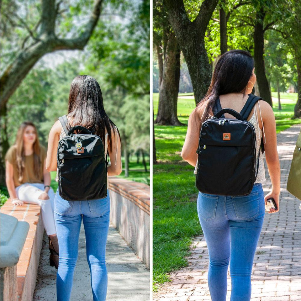 Mochila backpack Skypeak roja para mujer,dama, de 15,6" tamaño Grande. CTA-115BK