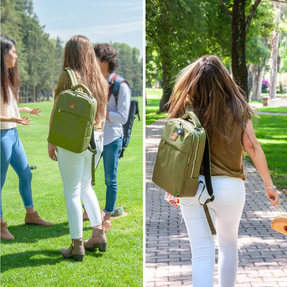 Mochila backpack Skypeak roja para mujer,dama, de 15,6" tamaño Grande. CTA-115GR